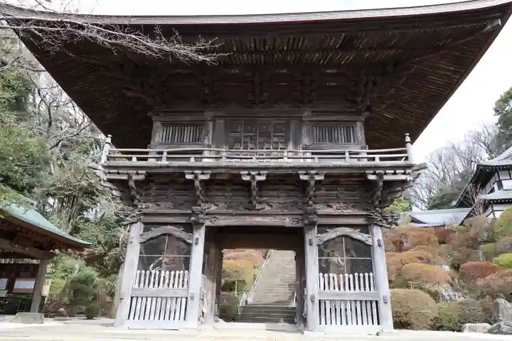 等覚院の山門・神門