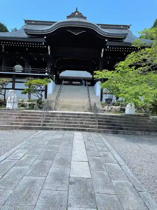 近江神宮の山門・神門