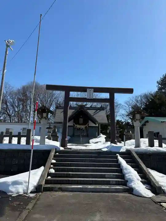 奈井江神社の{uncategorized: "未分類", other: "その他", undefined: "問題あり", building: "その他建物", grave: "お墓", sacred_gate: "鳥居", guardian: "狛犬", statue: "像", buddha: "仏像", history: "歴史", nature: "自然", garden: "庭園", animal: "動物", pagoda: "塔", temizu: "手水舎", mountain_gate: "山門・神門", sanctuary: "本殿・本堂", subordinate: "末社・摂社", art: "芸術", scenery: "景色", jizo: "地蔵", ema: "絵馬", goshuin: "御朱印", omikuji: "おみくじ", items: "授与品その他", amulet: "お守り", goshuincho: "御朱印帳", eats: "食事", festival: "お祭り", votive_dance: "神楽", shichigosan: "七五三参", wedding: "結婚式", experience: "体験その他", initially: "初詣", around: "周辺", anti_infection: "感染症対策"}