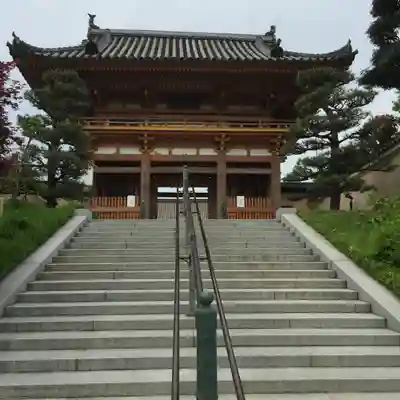 総持寺の山門・神門