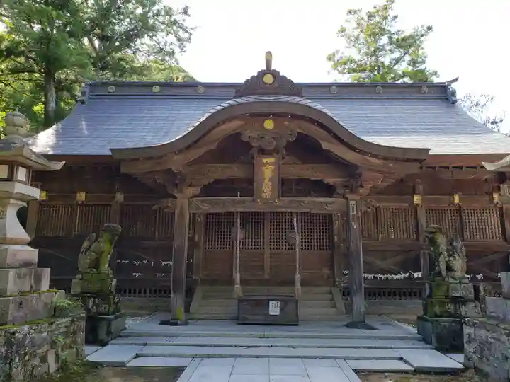 一宮神社の本殿・本堂