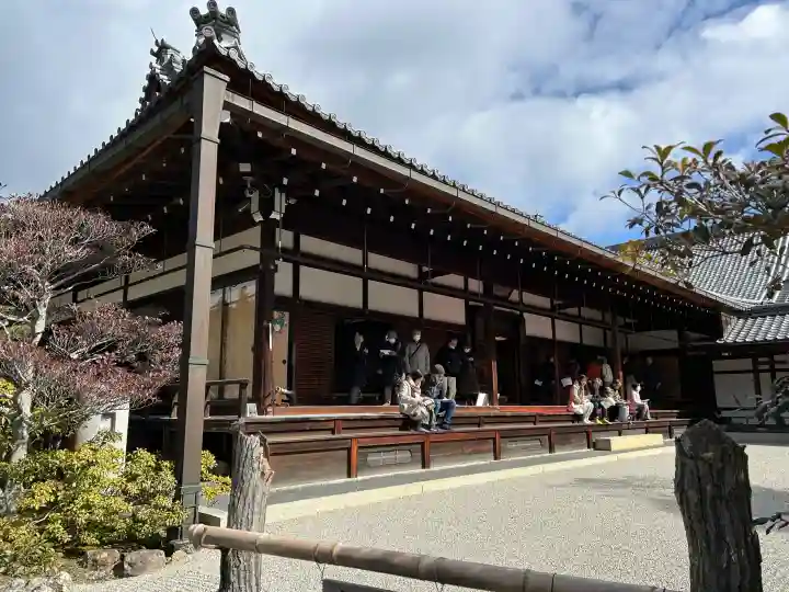 鹿苑寺(金閣寺)の{uncategorized: "未分類", other: "その他", undefined: "問題あり", building: "その他建物", grave: "お墓", sacred_gate: "鳥居", guardian: "狛犬", statue: "像", buddha: "仏像", history: "歴史", nature: "自然", garden: "庭園", animal: "動物", pagoda: "塔", temizu: "手水舎", mountain_gate: "山門・神門", sanctuary: "本殿・本堂", subordinate: "末社・摂社", art: "芸術", scenery: "景色", jizo: "地蔵", ema: "絵馬", goshuin: "御朱印", omikuji: "おみくじ", items: "授与品その他", amulet: "お守り", goshuincho: "御朱印帳", eats: "食事", festival: "お祭り", votive_dance: "神楽", shichigosan: "七五三参", wedding: "結婚式", experience: "体験その他", initially: "初詣", around: "周辺", anti_infection: "感染症対策"}