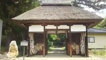 智識寺の山門・神門