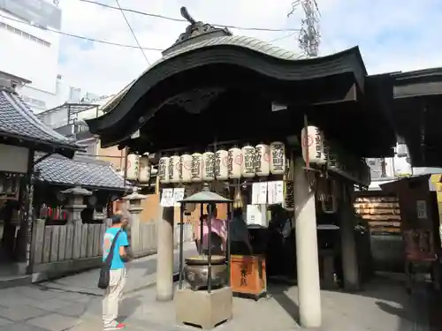 法善寺の本殿