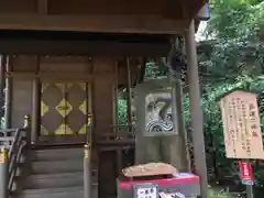 葛原岡神社の本殿