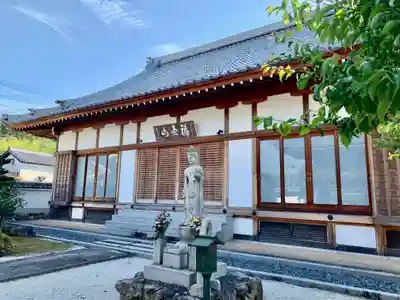 金剛寺の本殿・本堂