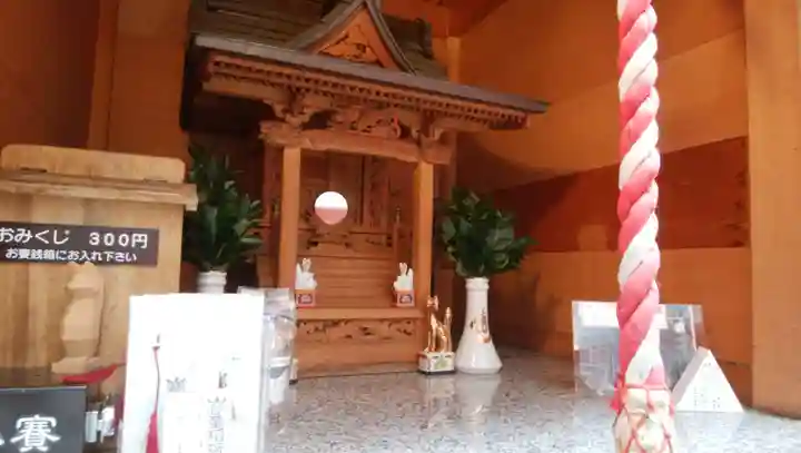 宝童稲荷神社の本殿・本堂