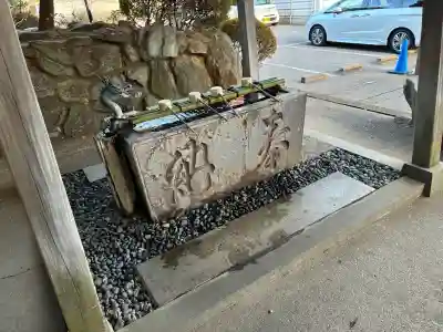 金ヶ作熊野神社の{uncategorized: "未分類", other: "その他", undefined: "問題あり", building: "その他建物", grave: "お墓", sacred_gate: "鳥居", guardian: "狛犬", statue: "像", buddha: "仏像", history: "歴史", nature: "自然", garden: "庭園", animal: "動物", pagoda: "塔", temizu: "手水舎", mountain_gate: "山門・神門", sanctuary: "本殿・本堂", subordinate: "末社・摂社", art: "芸術", scenery: "景色", jizo: "地蔵", ema: "絵馬", goshuin: "御朱印", omikuji: "おみくじ", items: "授与品その他", amulet: "お守り", goshuincho: "御朱印帳", eats: "食事", festival: "お祭り", votive_dance: "神楽", shichigosan: "七五三参", wedding: "結婚式", experience: "体験その他", initially: "初詣", around: "周辺", anti_infection: "感染症対策"}