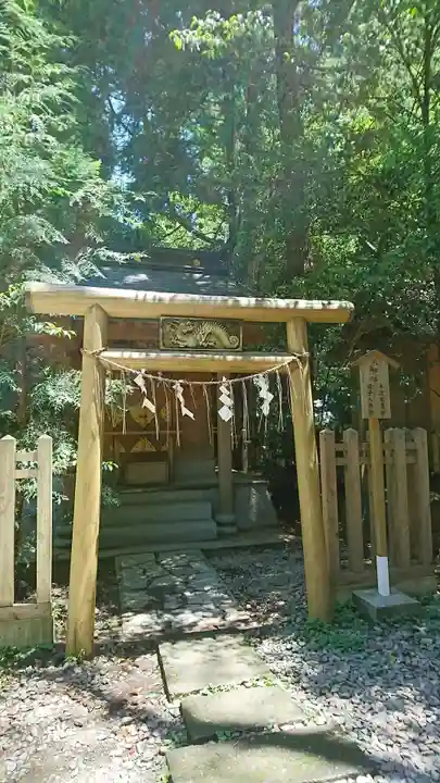 幣立神宮の末社・摂社