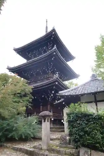 真正極楽寺（真如堂）の塔