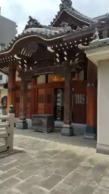 圓珠寺の本殿・本堂