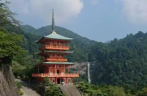 青岸渡寺の塔