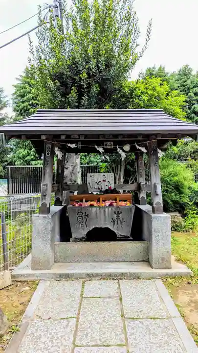 鳩ヶ谷氷川神社の手水舎