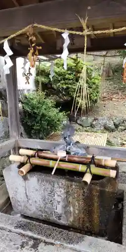 保津八幡宮社の手水舎