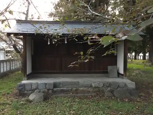 甲斐奈神社の末社