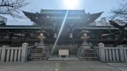 大阪天満宮の{uncategorized: "未分類", other: "その他", undefined: "問題あり", building: "その他建物", grave: "お墓", sacred_gate: "鳥居", guardian: "狛犬", statue: "像", buddha: "仏像", history: "歴史", nature: "自然", garden: "庭園", animal: "動物", pagoda: "塔", temizu: "手水舎", mountain_gate: "山門・神門", sanctuary: "本殿・本堂", subordinate: "末社・摂社", art: "芸術", scenery: "景色", jizo: "地蔵", ema: "絵馬", goshuin: "御朱印", omikuji: "おみくじ", items: "授与品その他", amulet: "お守り", goshuincho: "御朱印帳", eats: "食事", festival: "お祭り", votive_dance: "神楽", shichigosan: "七五三参", wedding: "結婚式", experience: "体験その他", initially: "初詣", around: "周辺", anti_infection: "感染症対策"}