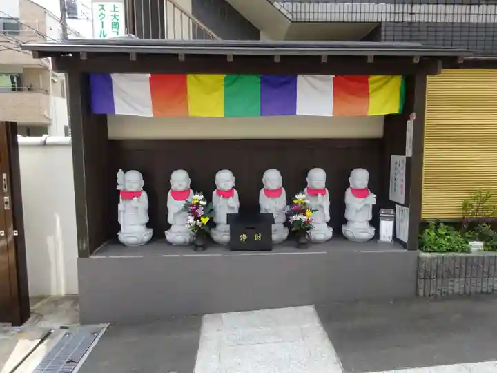 佛願寺 横浜本山の地蔵