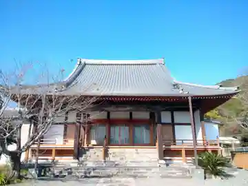 徳成寺の本殿・本堂