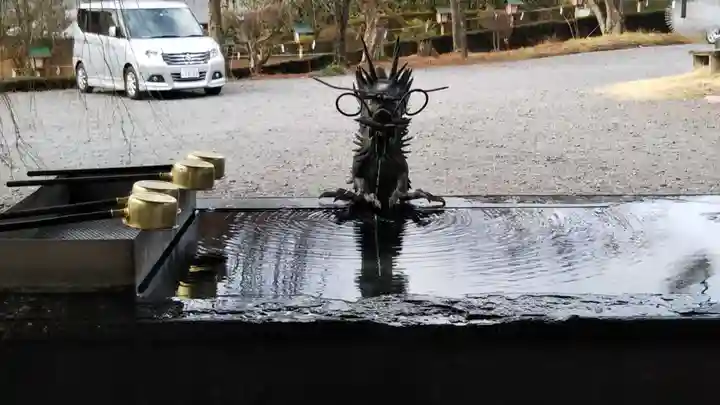 南湖神社の手水舎