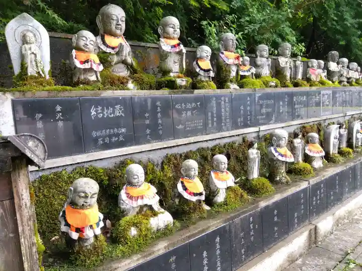 御誕生寺(猫寺)(福井県)