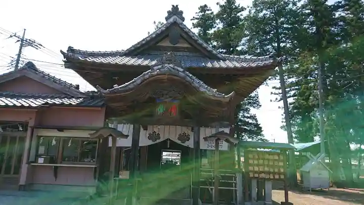 鬼鎮神社の本殿・本堂