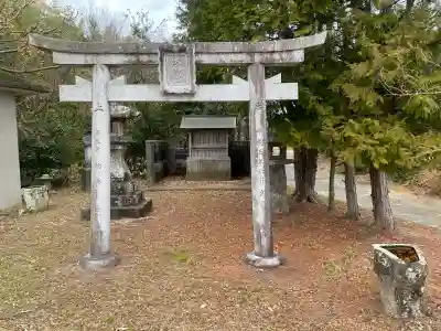 大神宮の{uncategorized: "未分類", other: "その他", undefined: "問題あり", building: "その他建物", grave: "お墓", sacred_gate: "鳥居", guardian: "狛犬", statue: "像", buddha: "仏像", history: "歴史", nature: "自然", garden: "庭園", animal: "動物", pagoda: "塔", temizu: "手水舎", mountain_gate: "山門・神門", sanctuary: "本殿・本堂", subordinate: "末社・摂社", art: "芸術", scenery: "景色", jizo: "地蔵", ema: "絵馬", goshuin: "御朱印", omikuji: "おみくじ", items: "授与品その他", amulet: "お守り", goshuincho: "御朱印帳", eats: "食事", festival: "お祭り", votive_dance: "神楽", shichigosan: "七五三参", wedding: "結婚式", experience: "体験その他", initially: "初詣", around: "周辺", anti_infection: "感染症対策"}