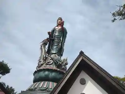 香山昇竜大観音(福岡県)
