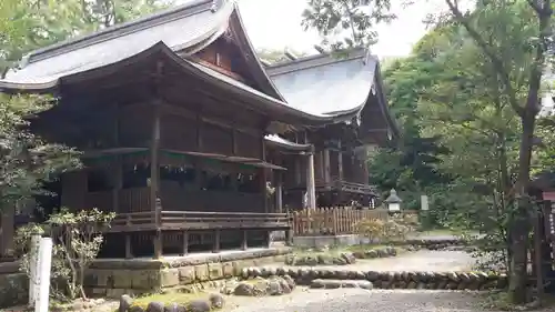 三ケ所神社の本殿・本堂