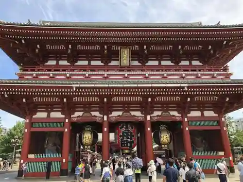 浅草寺の山門・神門
