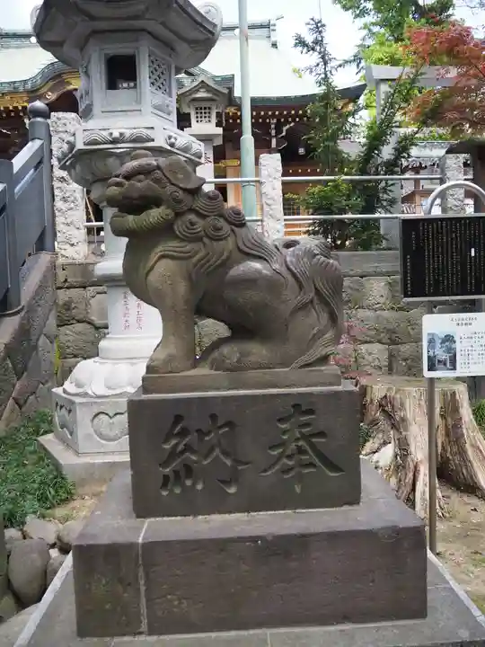 大鷲神社の狛犬