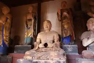 地蔵寺奥の院　五百羅漢堂(徳島県)