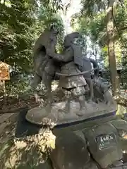 駒木諏訪神社の像