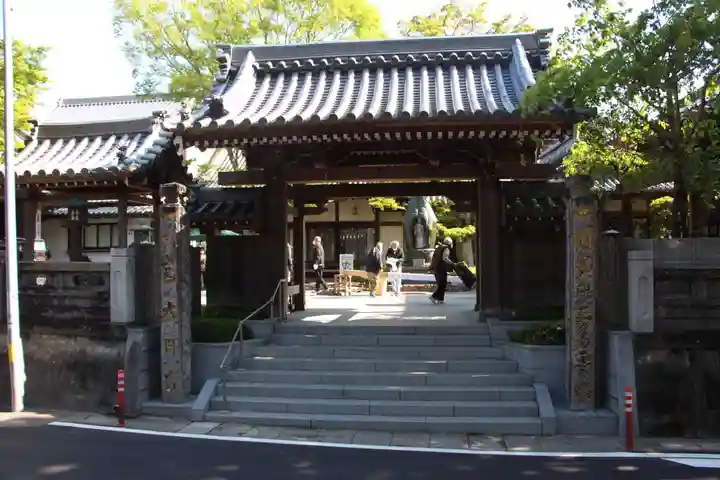 大日寺の山門・神門