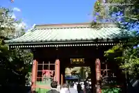 高徳院の山門・神門
