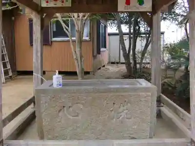 海上八幡宮の手水舎