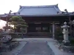 願成寺の本殿