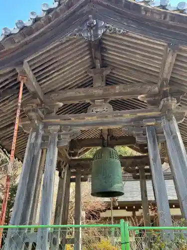 観音正寺の{uncategorized: "未分類", other: "その他", undefined: "問題あり", building: "その他建物", grave: "お墓", sacred_gate: "鳥居", guardian: "狛犬", statue: "像", buddha: "仏像", history: "歴史", nature: "自然", garden: "庭園", animal: "動物", pagoda: "塔", temizu: "手水舎", mountain_gate: "山門・神門", sanctuary: "本殿・本堂", subordinate: "末社・摂社", art: "芸術", scenery: "景色", jizo: "地蔵", ema: "絵馬", goshuin: "御朱印", omikuji: "おみくじ", items: "授与品その他", amulet: "お守り", goshuincho: "御朱印帳", eats: "食事", festival: "お祭り", votive_dance: "神楽", shichigosan: "七五三参", wedding: "結婚式", experience: "体験その他", initially: "初詣", around: "周辺", anti_infection: "感染症対策"}
