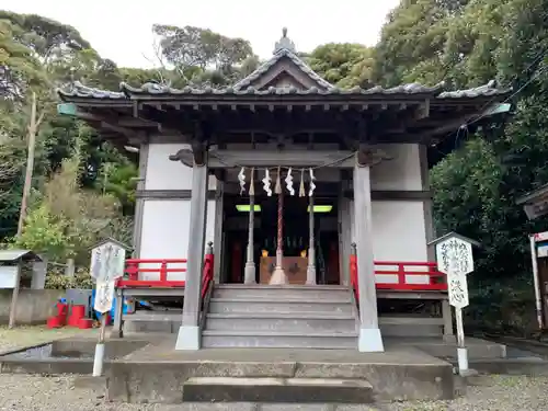 坂田八幡神社の本殿・本堂