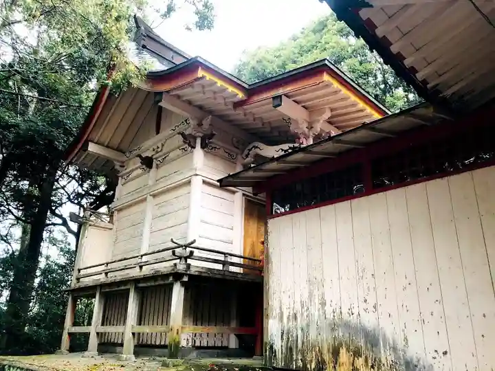 熊野神社の本殿・本堂