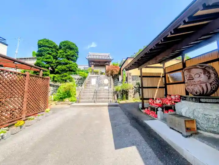 少林寺の{uncategorized: "未分類", other: "その他", undefined: "問題あり", building: "その他建物", grave: "お墓", sacred_gate: "鳥居", guardian: "狛犬", statue: "像", buddha: "仏像", history: "歴史", nature: "自然", garden: "庭園", animal: "動物", pagoda: "塔", temizu: "手水舎", mountain_gate: "山門・神門", sanctuary: "本殿・本堂", subordinate: "末社・摂社", art: "芸術", scenery: "景色", jizo: "地蔵", ema: "絵馬", goshuin: "御朱印", omikuji: "おみくじ", items: "授与品その他", amulet: "お守り", goshuincho: "御朱印帳", eats: "食事", festival: "お祭り", votive_dance: "神楽", shichigosan: "七五三参", wedding: "結婚式", experience: "体験その他", initially: "初詣", around: "周辺", anti_infection: "感染症対策"}