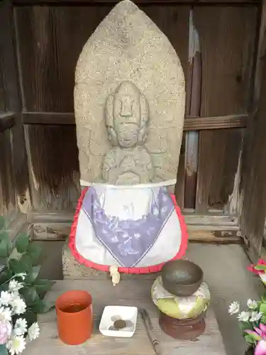 辻地蔵堂（黒川樋門）の仏像