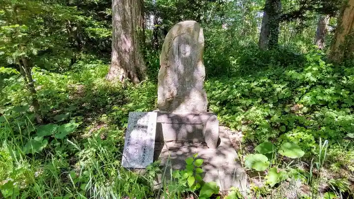 興国神社の末社・摂社