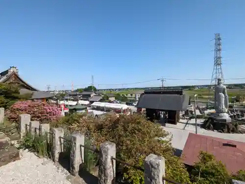 埼玉厄除け開運大師・龍泉寺（切り絵御朱印発祥の寺）(埼玉県)
