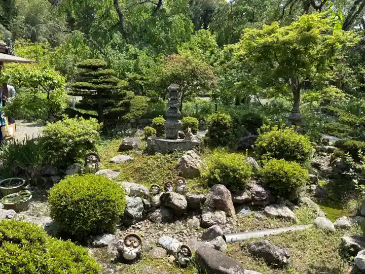 惠心院(恵心院)の{uncategorized: "未分類", other: "その他", undefined: "問題あり", building: "その他建物", grave: "お墓", sacred_gate: "鳥居", guardian: "狛犬", statue: "像", buddha: "仏像", history: "歴史", nature: "自然", garden: "庭園", animal: "動物", pagoda: "塔", temizu: "手水舎", mountain_gate: "山門・神門", sanctuary: "本殿・本堂", subordinate: "末社・摂社", art: "芸術", scenery: "景色", jizo: "地蔵", ema: "絵馬", goshuin: "御朱印", omikuji: "おみくじ", items: "授与品その他", amulet: "お守り", goshuincho: "御朱印帳", eats: "食事", festival: "お祭り", votive_dance: "神楽", shichigosan: "七五三参", wedding: "結婚式", experience: "体験その他", initially: "初詣", around: "周辺", anti_infection: "感染症対策"}