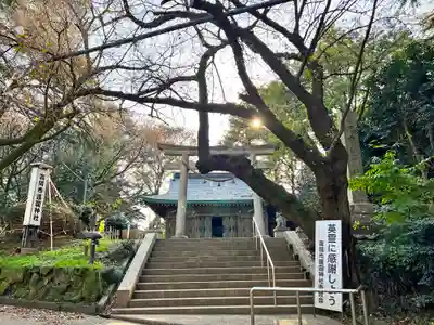 高岡市護国神社の鳥居