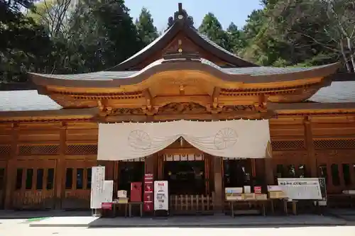 穂高神社本宮の本殿・本堂