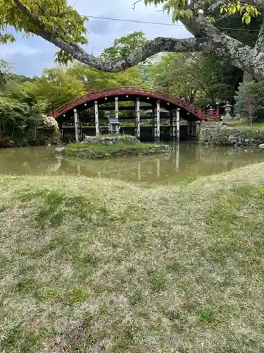 丹生都比売神社の庭園