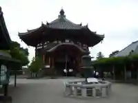 興福寺の本殿・本堂