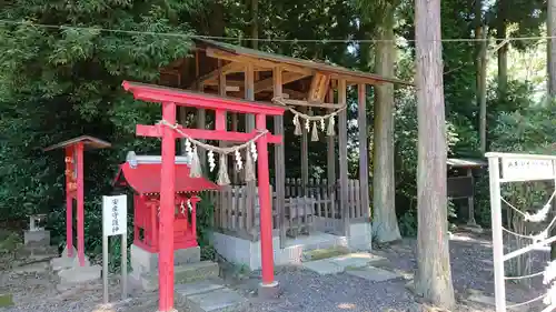 三光稲荷神社の末社・摂社