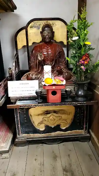 多聞院の像